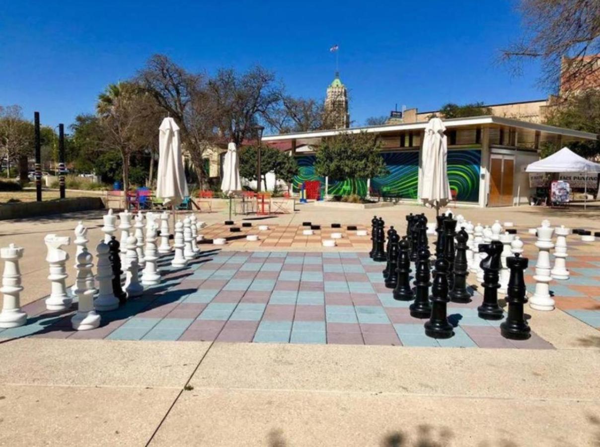 Cozy Downtown Guest House 2Br/1Ba Sleeps 8 San Antonio Extérieur photo
