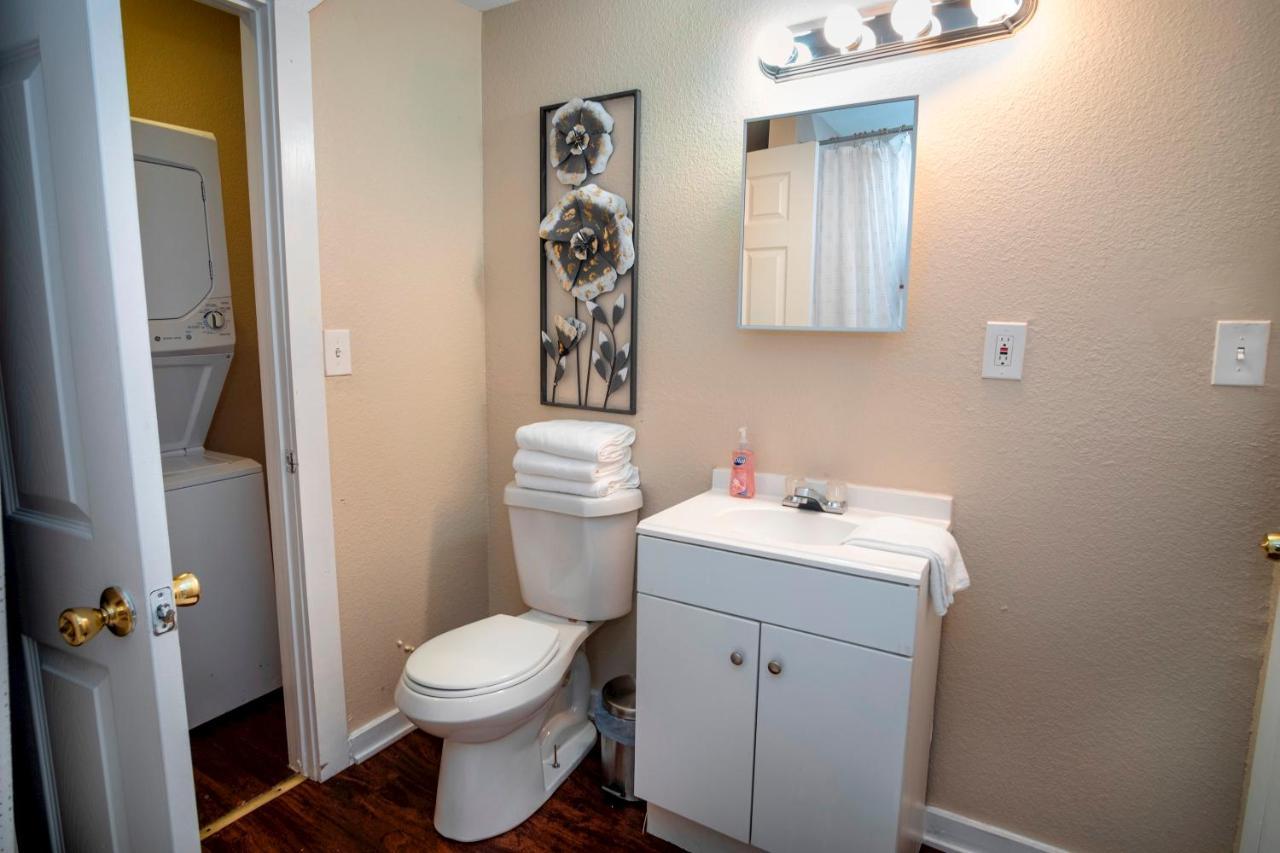 Cozy Downtown Guest House 2Br/1Ba Sleeps 8 San Antonio Extérieur photo