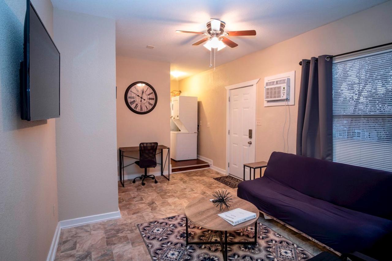 Cozy Downtown Guest House 2Br/1Ba Sleeps 8 San Antonio Extérieur photo