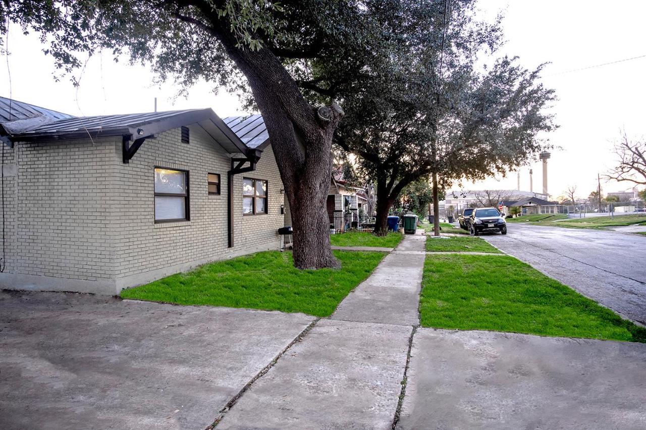 Cozy Downtown Guest House 2Br/1Ba Sleeps 8 San Antonio Extérieur photo